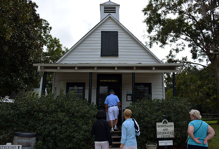 Information center at Boone Hall Plantation, Mt. Pleasant, SC