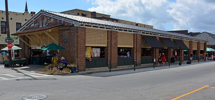 The exterior of The City Market in Charleston, SC