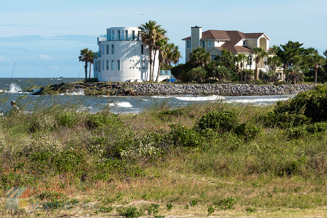 /images/sullivans-island-vacation-rentals-hero1.jpg